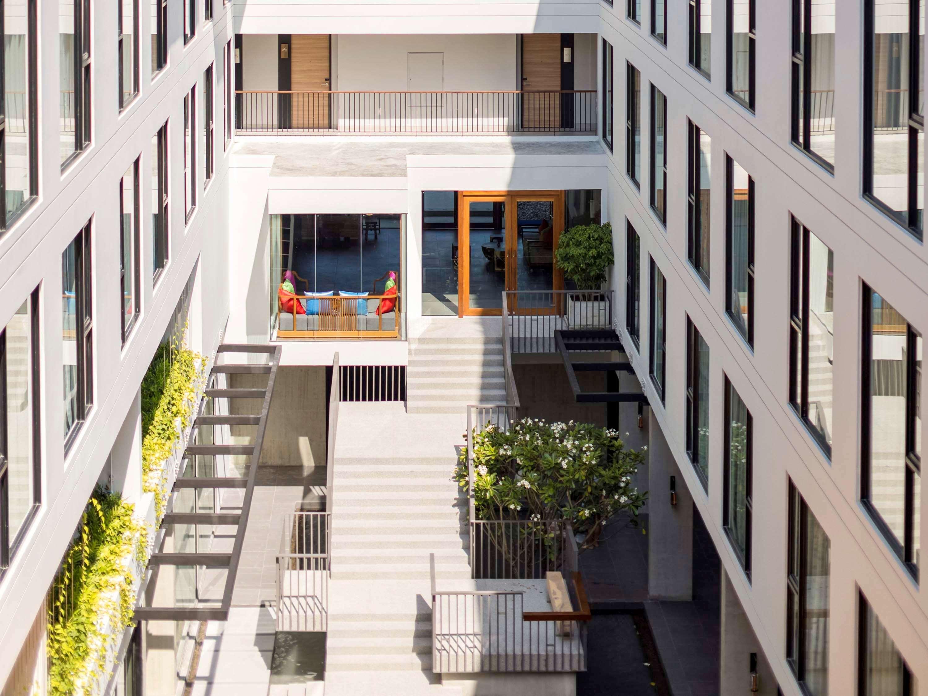 Novotel Chiangmai Nimman Journeyhub Чиангмай Экстерьер фото