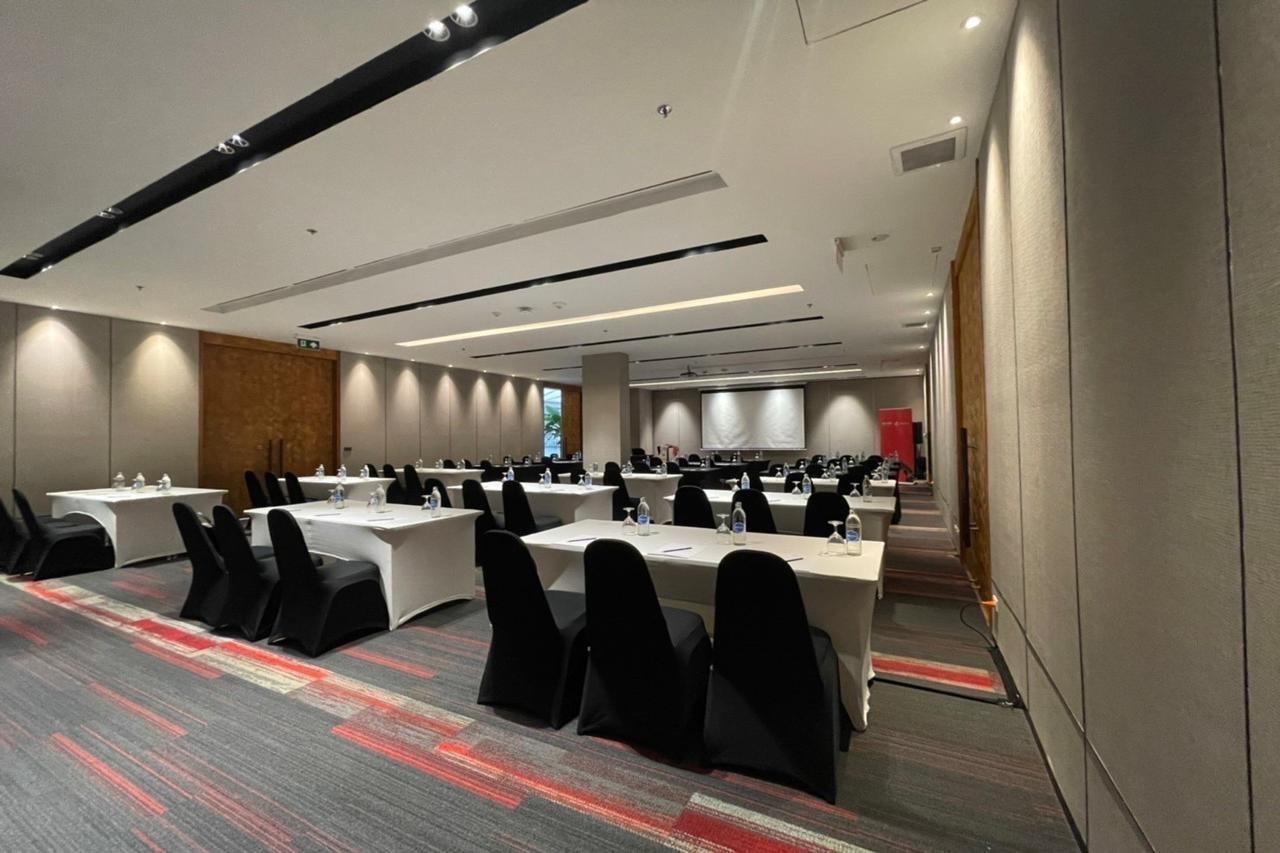 Novotel Chiangmai Nimman Journeyhub Чиангмай Экстерьер фото